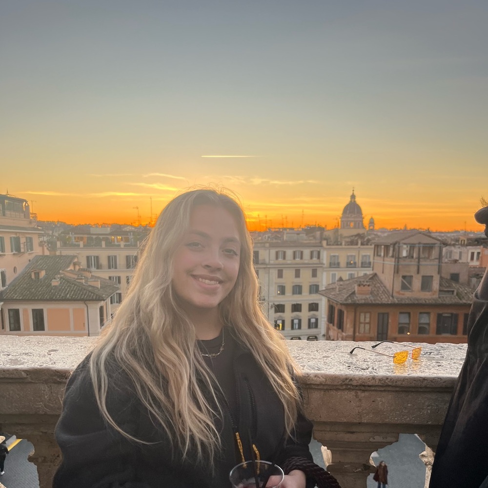 Meet your Posher, Cass